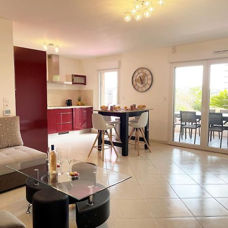Tres Bel Appartement -Residence Avec Piscine Sur Le Toit Et Vue Panoramique Saint-Raphaël エクステリア 写真