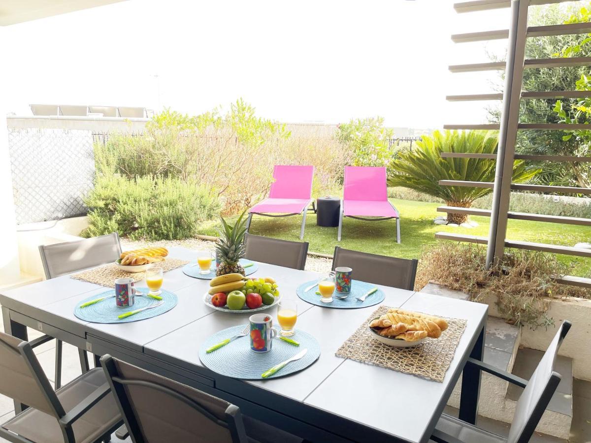 Tres Bel Appartement -Residence Avec Piscine Sur Le Toit Et Vue Panoramique Saint-Raphaël エクステリア 写真